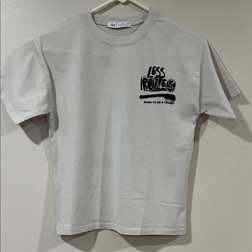 ZARA Boys T-Shirt. Size 9-10
